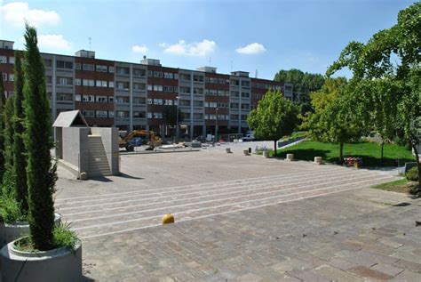 monumento ai partigiani a prada|Piazza e Monumento ai Partigiani di Segrate .